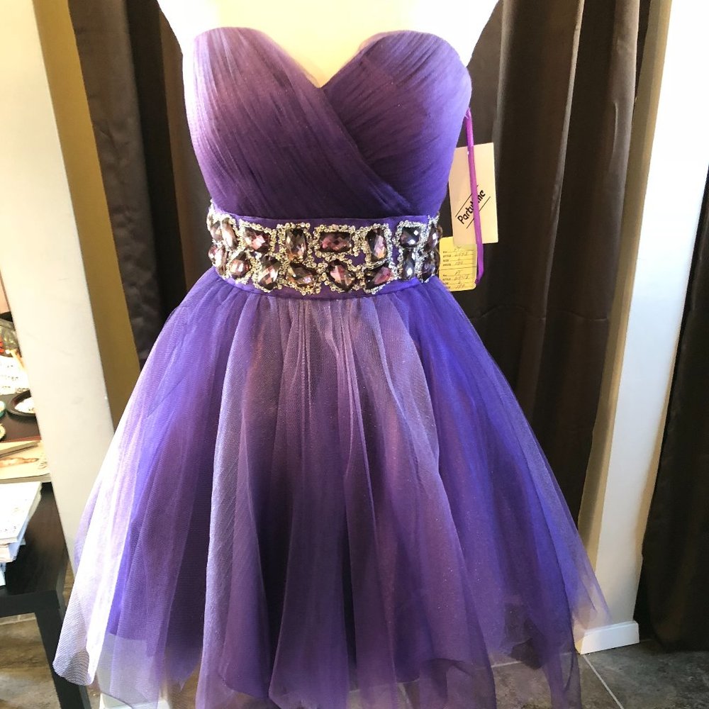 Short Cocktail dress by PartyTime Size 6